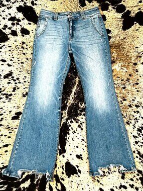KanCan This Close Blue Distressed Flare Shark Bite Hem Jeans High-Rise Womens Si